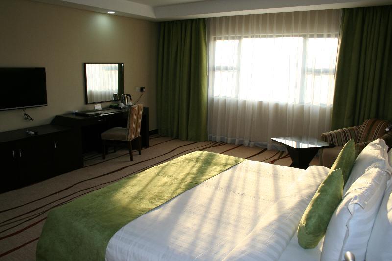 Crossroads Hotel Blantyre Esterno foto