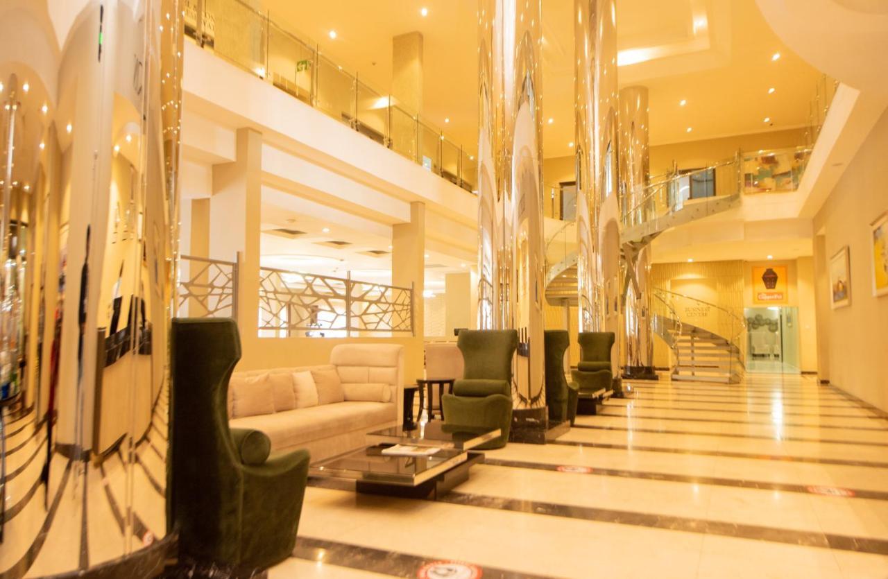 Crossroads Hotel Blantyre Esterno foto